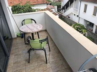 Апартаменты Apartments Toni Улцинь Апартаменты с видом на сад-12