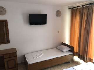 Апартаменты Apartments Toni Улцинь Апартаменты с видом на сад-13